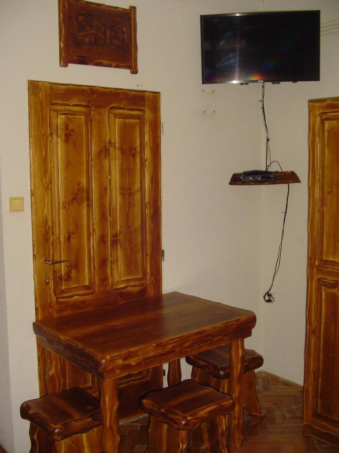 Hunter Villa Sturovo Exterior photo
